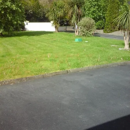 Eden House Holiday home *