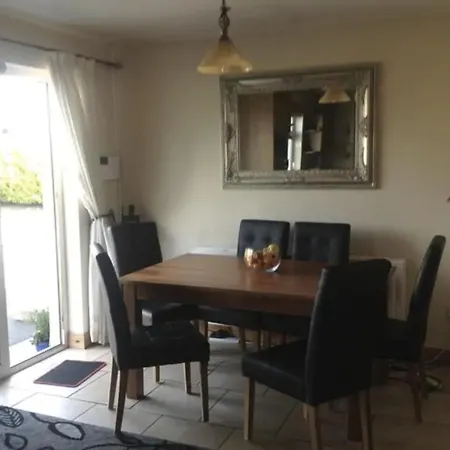Holiday home Eden House *