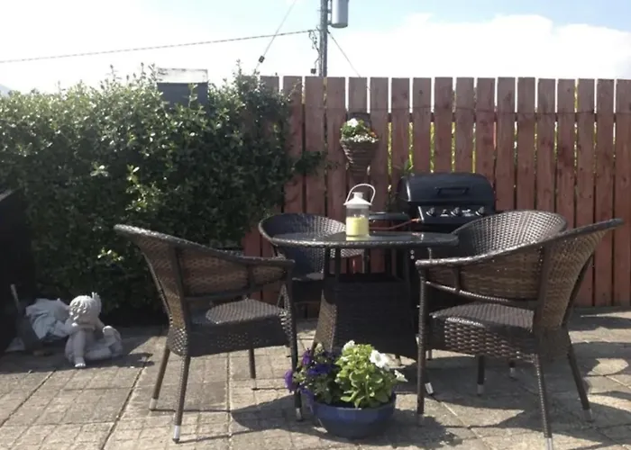 Holiday home Eden House *